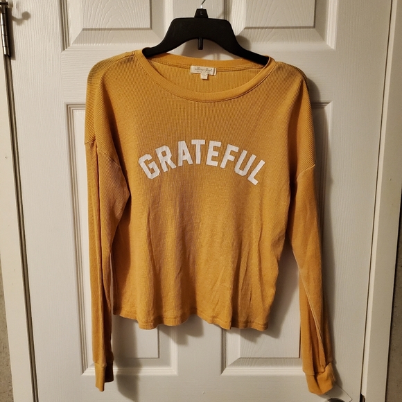 Ultra Flirt Tops - Womens Graphic Tee NWT